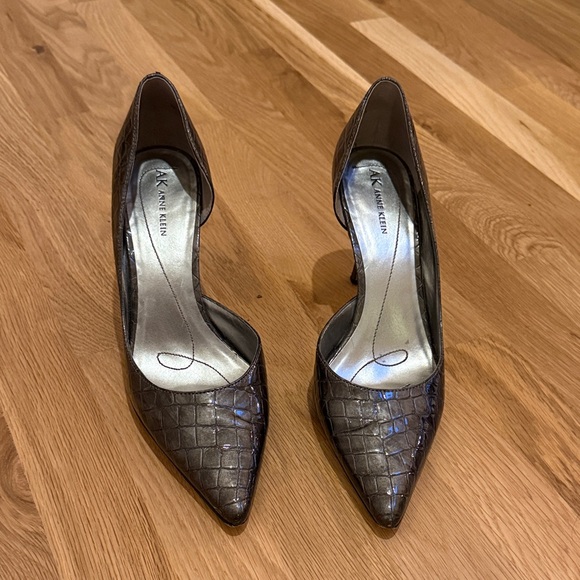 Anne Klein Shoes - Anne Klein dark silver Croc-Embossed Heels